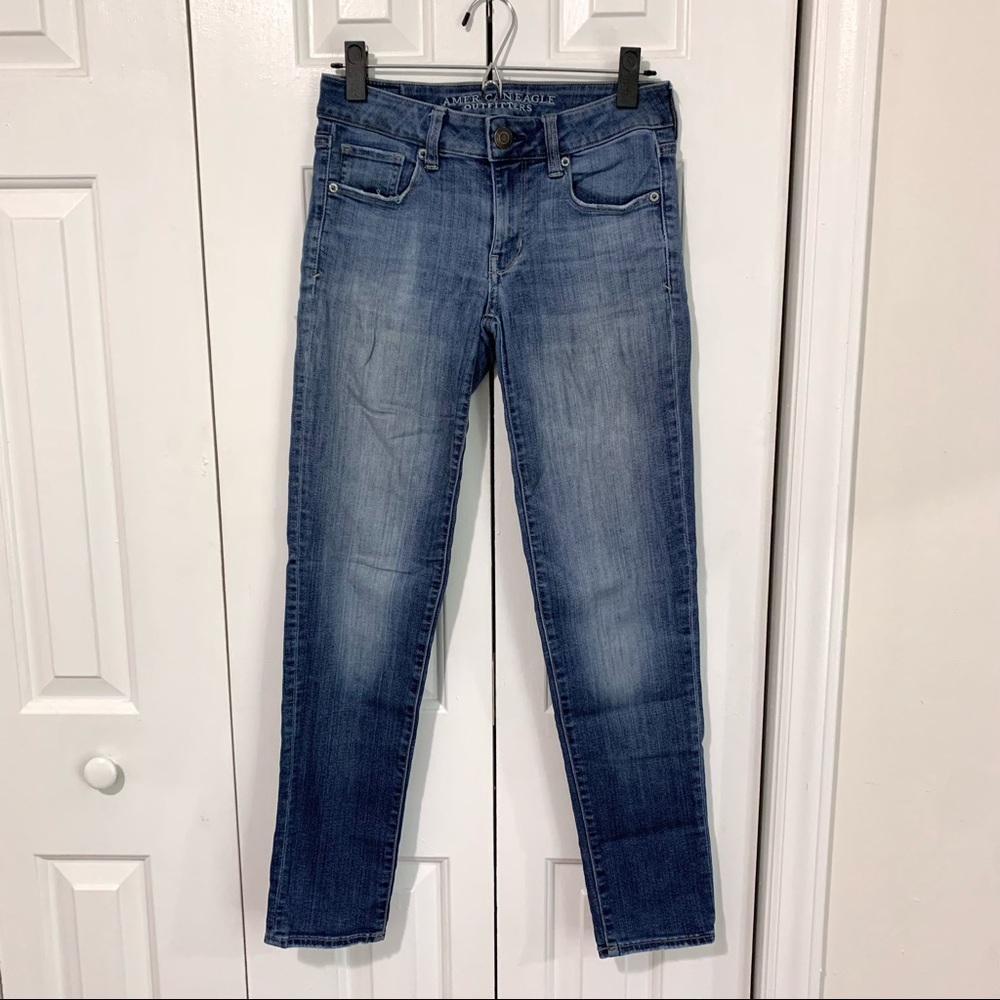 American Eagle Low Rise Super Stretch Skinny Jeans